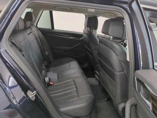 BMW 5-SERIE Touring 520i Luxuryline Full-Led Comfort-Zetels Dakota-Leer 360-Camera