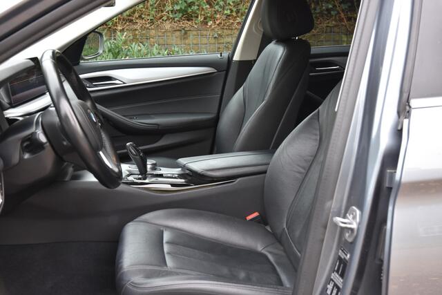 BMW 5-SERIE Touring 520i Executive Edition | LEDER | ELEK. TREKHAAK