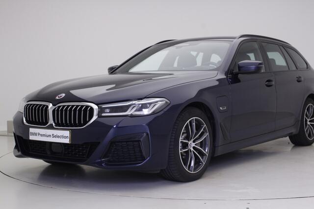 BMW 5-SERIE Touring 530e xDrive M-Sport | Head-Up | Laser | Comfort zetels | Driv. Ass. Pro