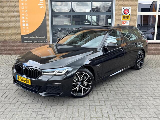 BMW 5-SERIE TOURING 530e PHEV M-SPORT PANODAK/LEER/LASER/TREKHAAK/NL-AUTO