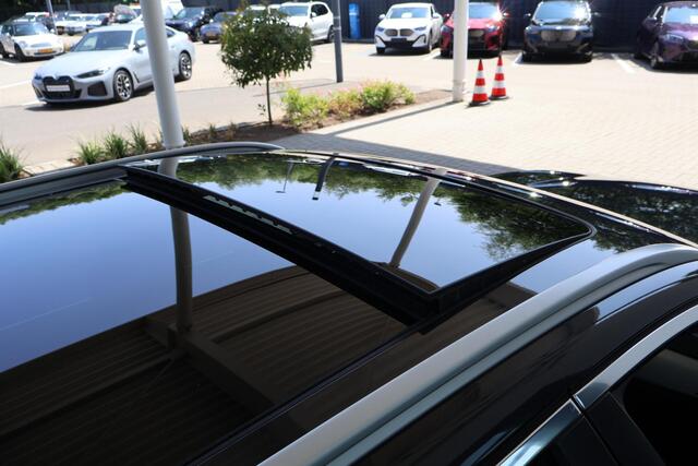 BMW 5-SERIE Touring 520i Business Edition Plus | Parking Pack | Voorstoelen Verwarmd | Panorama dak