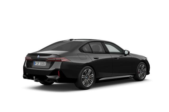 BMW 5-SERIE Sedan 530e M Sport Edition | M Sport Pro | Innovation Pack | Travel Pack | Comfort Pack | Trekhaak