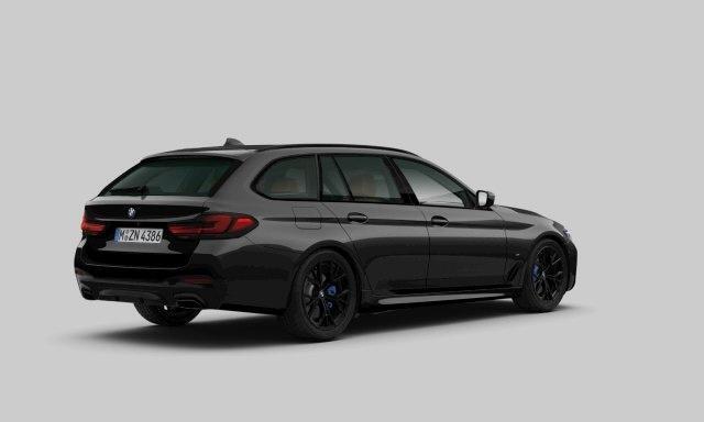 BMW 5-SERIE Touring 540i xDrive M-Sport | Panoramadak | CoPilot | Head Up