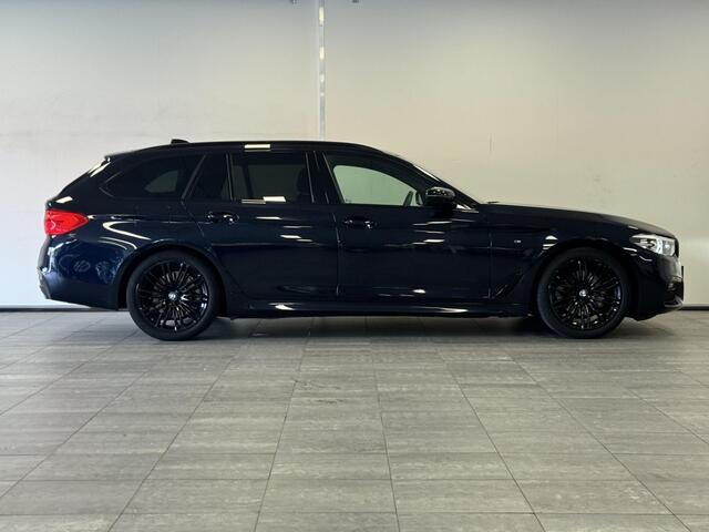 BMW 5-SERIE Touring 520i High Executive M-sport | TREKHAAK | DEALERONDERHOUDEN |