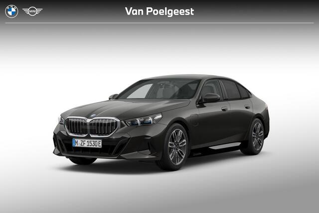 BMW 5-SERIE Sedan 530e M Sport Edition | Travel Pack
