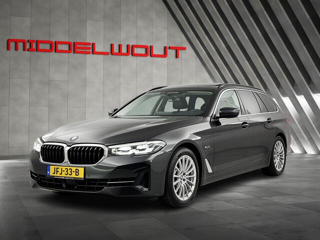 BMW 5-SERIE Touring 530e M-sport High Exe/Pano-dak/Adapt.Cruise/EL.Trekhaak