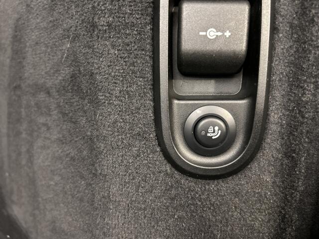 BMW 5-SERIE Touring 530e M-sport High Exe/Pano-dak/Adapt.Cruise/EL.Trekhaak