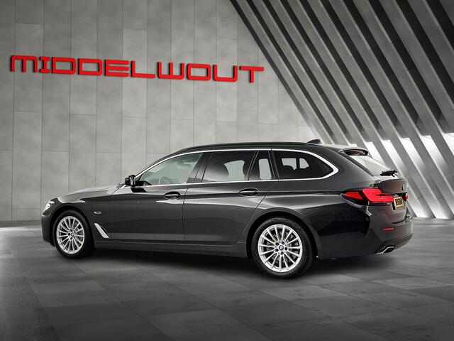 BMW 5-SERIE Touring 530e M-sport High Exe/Pano-dak/Adapt.Cruise/EL.Trekhaak