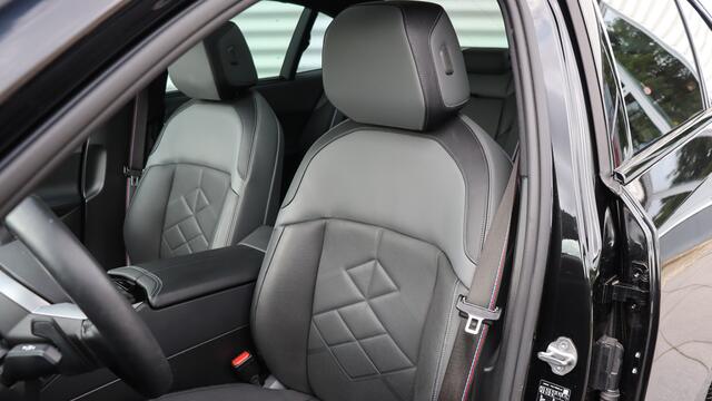 BMW 5-SERIE 550e xDrive M-Sport Pro | Bowers & Wilkins | Stoelventilatie | Panoramdak | Trekhaak | Carbon