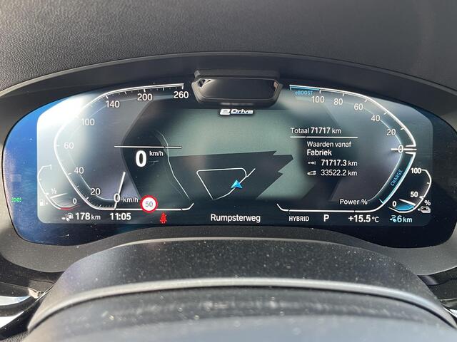 BMW 5-SERIE Touring 530e High Executive M Sport 20"/Soft Close/Active Steering/Panoramadak/Laser LED/Leder/Head-up/Keyless/Stoelverwarming + koeling/Adaptieve cruise/Dodehoek/Camera/Apple Carplay & Android Auto