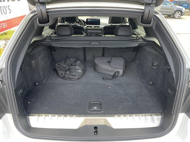 BMW 5-SERIE Touring 530e High Executive M Sport 20"/Soft Close/Active Steering/Panoramadak/Laser LED/Leder/Head-up/Keyless/Stoelverwarming + koeling/Adaptieve cruise/Dodehoek/Camera/Apple Carplay & Android Auto