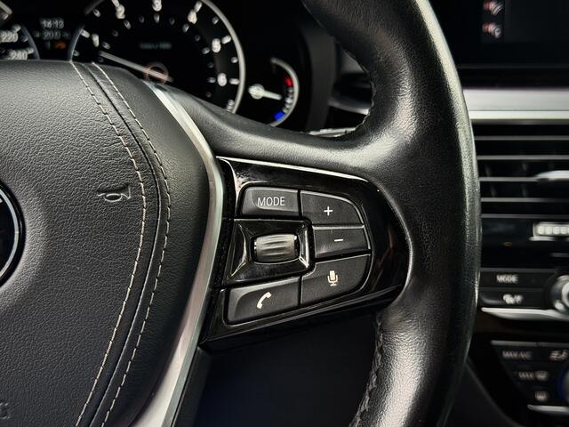 BMW 5-SERIE Touring 520i High Executive SPORTLINE / TEKHAAK / AUTOMAAT