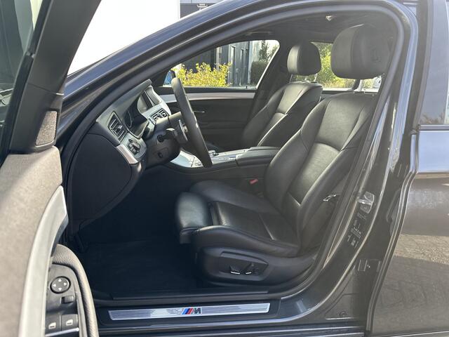 BMW 5-SERIE 520i M Sport Edition High Executive 184pk | Bi-xenon koplampen | Cruise control | Lederen bekleding | Parkeersensor voor en achter | Voorstoelen verwarmd | Prachtig exemplaar!