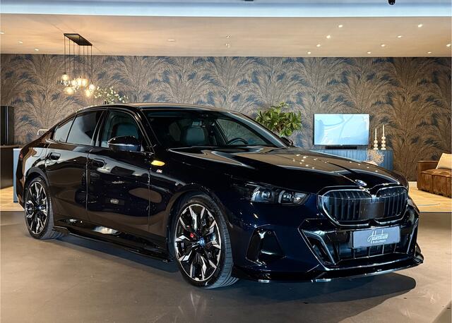 BMW 5-SERIE 530e I M-pakket I 21" INDIVIDUAL I Pano I Carbon