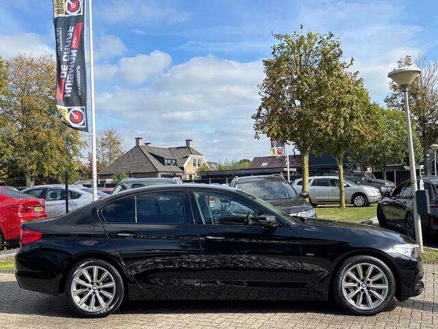 BMW 5-SERIE 530D Sedan 2017 Executive Sportline Zwart