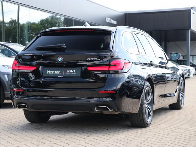BMW 5-SERIE 530e High Executive I Leder I Keyless I Dodehoekdetectie