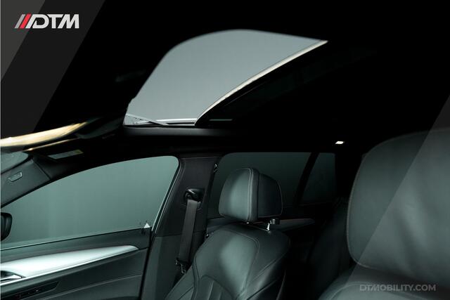 BMW 5-SERIE Touring 525d High Executive | Pano | Stoeverkl. | 360 |