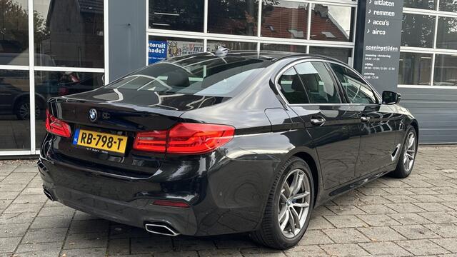 BMW 5-SERIE 530i High Exe M-pakket Trekhaak Led Leder