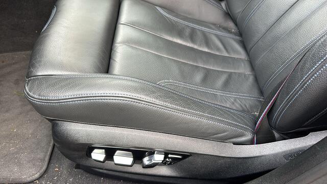 BMW 5-SERIE Touring 530e xDrive Business Edition Plus LASER KOPLAMPEN | HEAD-UP DISPLAY | PANORAMADAK | M-SPORT INTERIEUR | 360 CAMERA | WEGKLAPBARE TREKHAAK | DODEHOEK DETECTIE | ELEKTRISCHE STOELEN | STOEL/STUUR VERWARMING | FABRIEKSGARANTIE TOT 2027 | NEDERLANDSE 