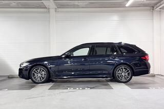 bmw-5-serie-touring-530e-xdrive-bus