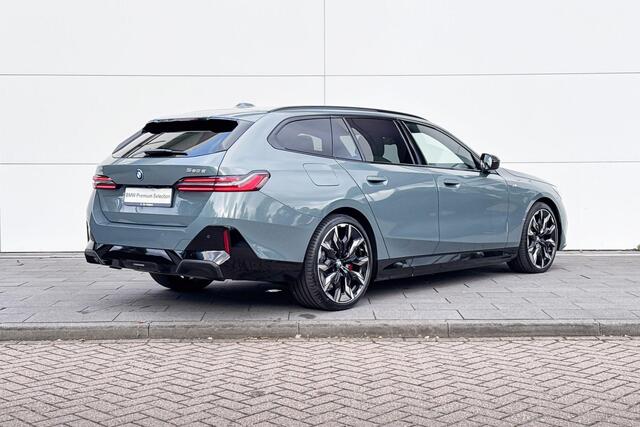 BMW 5-SERIE Touring 550e xDrive