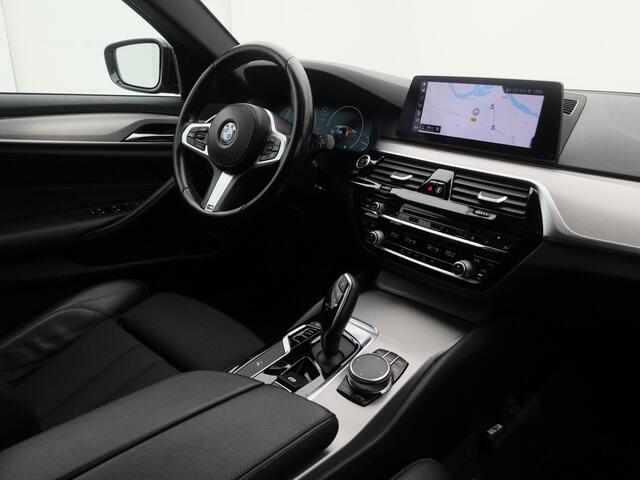 BMW 5-SERIE 520i 184 PK Steptronic8 Touring Executive Edition