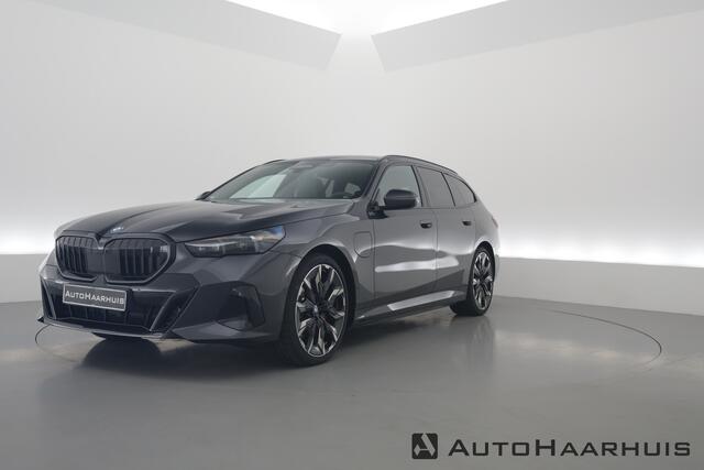BMW 5-SERIE 530e xDrive M Sport | Pano | HUD | Harman Kardon | 360cam | Stoelventi. | Memory seats
