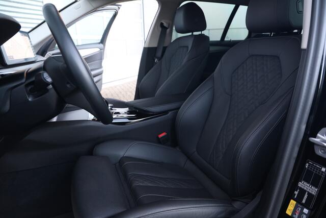 BMW 5-SERIE Touring 530e Executive 292PK NAP|Sportstoelen|Stoelverwarming|Plug in