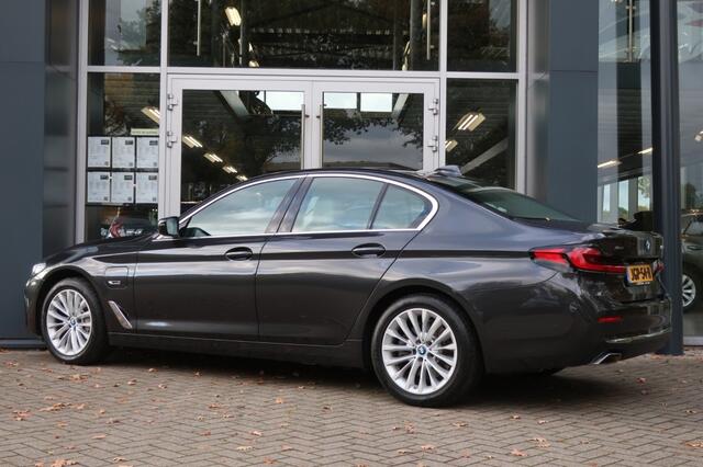 BMW 5-SERIE 530E X-DRIVE LUXURY LINE, Elektr. Schuifdak, Laser LED, etc.