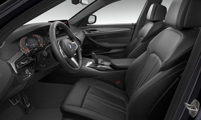 BMW 5-SERIE Touring 520i M-Sport | Comfortzetels | Stoelverwarming |
