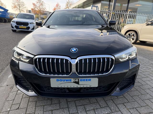 BMW 5-SERIE 545e xDrive M sport trekhaak,