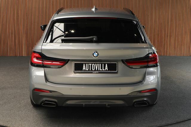 BMW 5-SERIE Touring 520i High Exe M-pakket Head-up Navi Elektr. achterklep Camera Carplay Virtual Elektr. uitklapbare trekhaak Matrix ACC Stoelverwarming DAB Climate (3-zone) PDC Memory LM velgen BTW auto