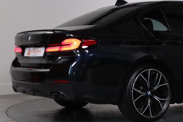 BMW 5-SERIE 520e High Executive, M-Sport, Schuif/Kanteldak, ACC, Laser, Merino Leder, 360Camera, Harman&Kardon