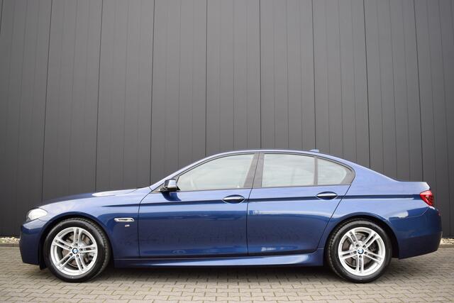 BMW 5-SERIE 520i Automaat M-Sport Edition Zwart Leder | Bi-Xenon | Elek. Stoelen | Full Map Navi | Sportstoelen