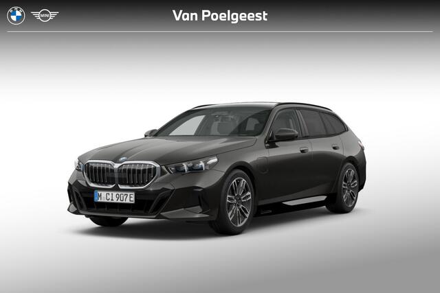 BMW 5-SERIE Touring 530e M Sport Edition | M Sportpakket | Innovation Pack | Travel Pack | Comfort Pack | Trekhaak