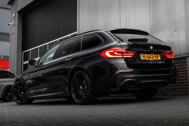 BMW 5-SERIE Touring 540i xDrive 340 pk High Executive M-Sportpakket / Pano-Dak/ Head-Up/ Harman&Kardon/ 360-Camera/ Sport-Stoelen/ Stoel.Verw/