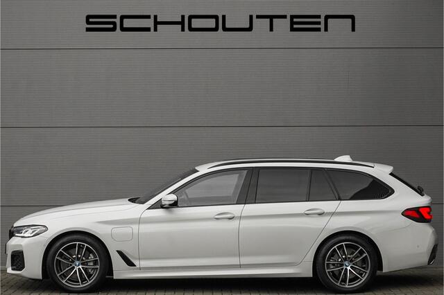 BMW 5-SERIE Touring 530e Business Edition M-Sport Laser Trekhaak HUD