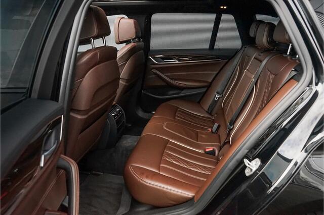 BMW 5-SERIE Touring 530i High Ex M-Sport Pano HUD Camera Memory Seats