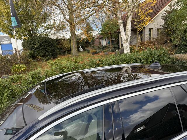 BMW 5-SERIE 540i Touring xDrive M-Sport 340PK NappaoPanooHeadUp