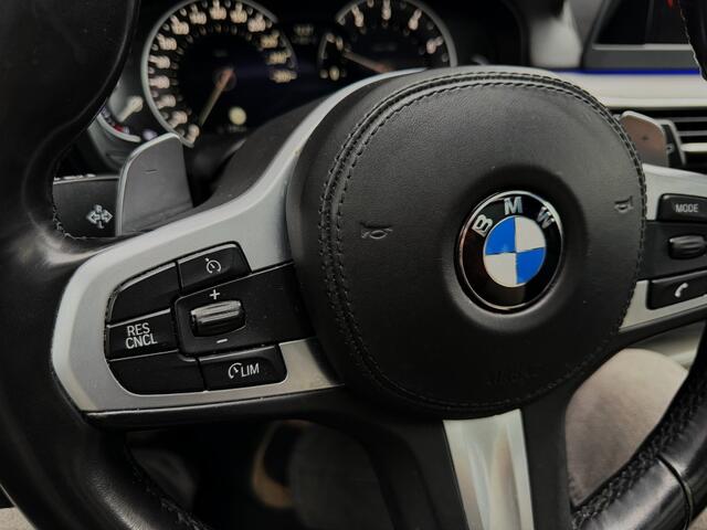 BMW 5-SERIE 530i X-DRIVE TOURING M-SPORT - PANO - LEDER