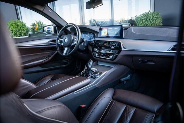 BMW 5-SERIE Touring 520i High Executive - M Sport | Panorama | Memory | HUD | Virtual