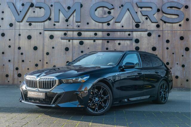 BMW 5-SERIE Touring 530e | M-Sportpakket | Comfort Pack | 21" M Performance | Innovation Pack | Trekhaak |