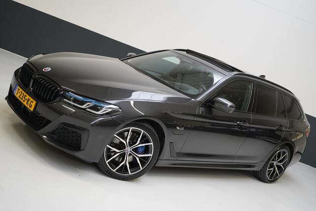 BMW 5-SERIE Touring 530e Business Edition Plus | SoH 98% | Leder | Panoramadak | Trekhaak | Memory | Head-Up | M-Sportpakket