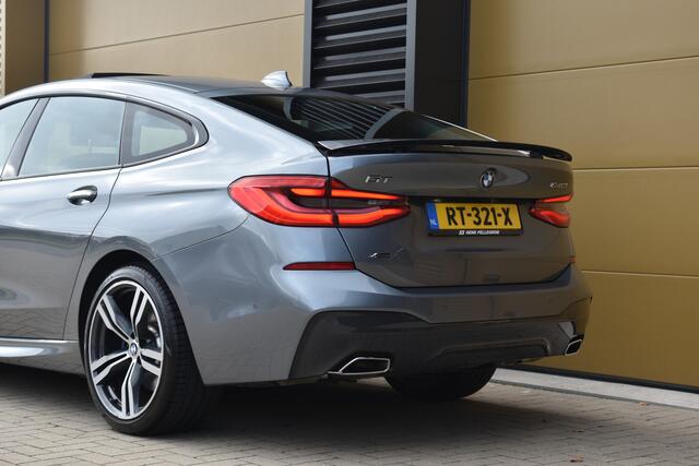 BMW 6-SERIE Gran Turismo 640i xDrive High Executive * M-Sportpakket * Panoramadak * LED * Trekhaak *