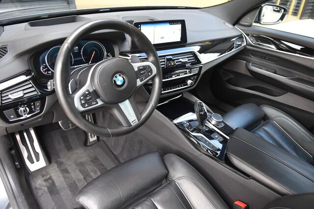 BMW 6-SERIE Gran Turismo 640i xDrive High Executive * M-Sportpakket * Panoramadak * LED * Trekhaak *