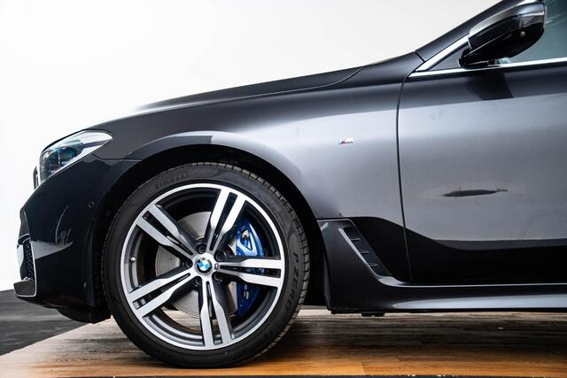 BMW 6-SERIE Gran Turismo 630d High Executive M Sport - Panoramadak - Comfort Access - Soft close - Parking/Driving Assistant Plus - Comfortstoelen - Elektrisch verwarmde voorstoelen - Head up - Harman Kardon -