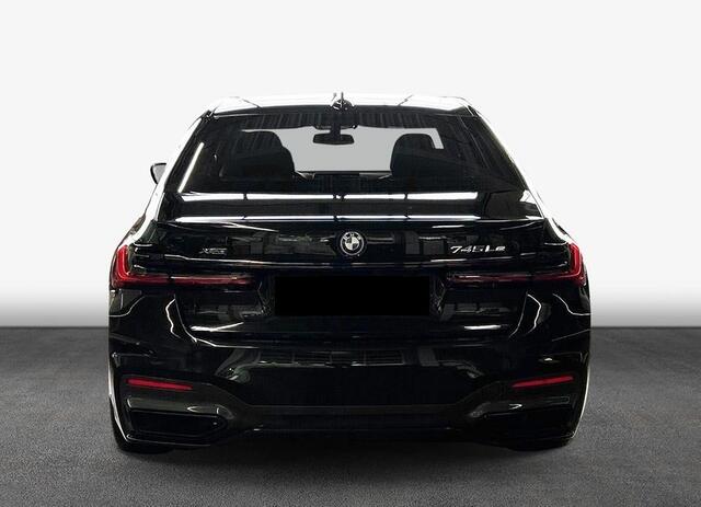 BMW 7-SERIE 745Le xDrive High Executive M-Sport ACC Massage Stoelkoeling Panoramadak Head-Up Entertainment