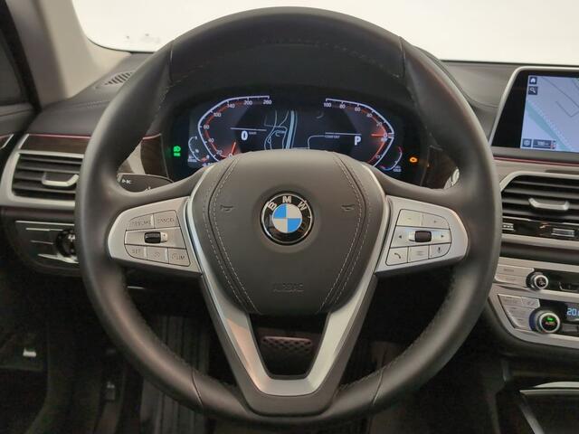 BMW 7-SERIE 730d xDrive 286 PK Head-Up Live Cockpit Soft Close