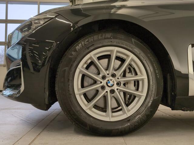 BMW 7-SERIE 730d xDrive 286 PK Head-Up Live Cockpit Soft Close