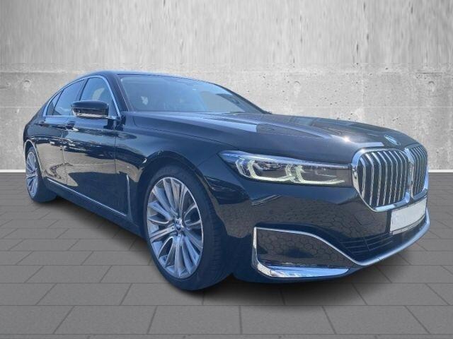 BMW 7-SERIE 730d 286 PK ACC Head-Up Trekhaak Massage Soft Close 20 Inch